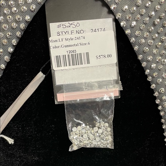 La Femme 2 piece open shoulders - beaded everywhere - Picture 5 of 5